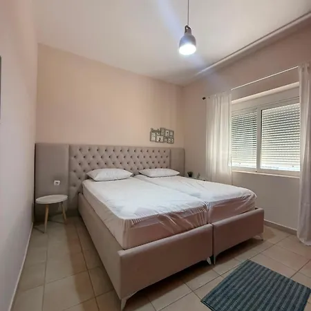Marina Appartement Sarandë